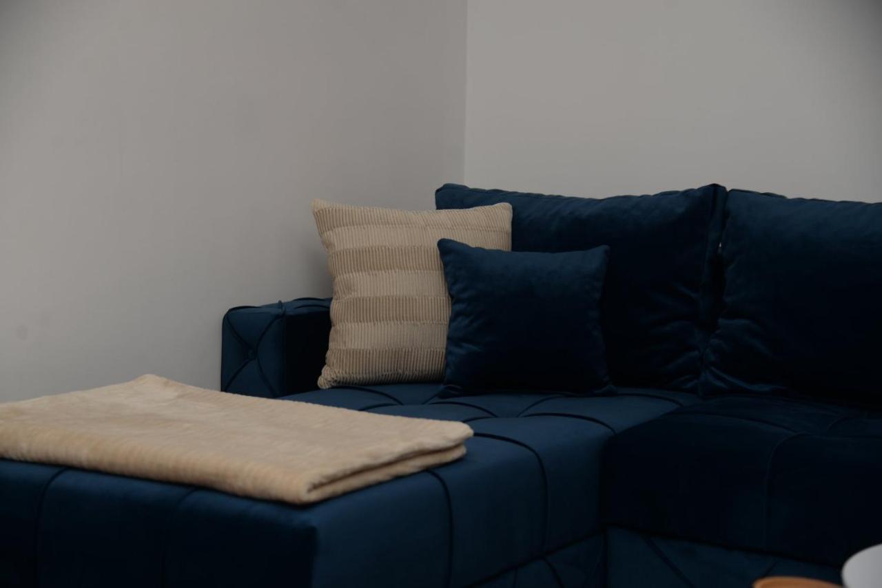 Ledine Lilien Apartment Airport מראה חיצוני תמונה