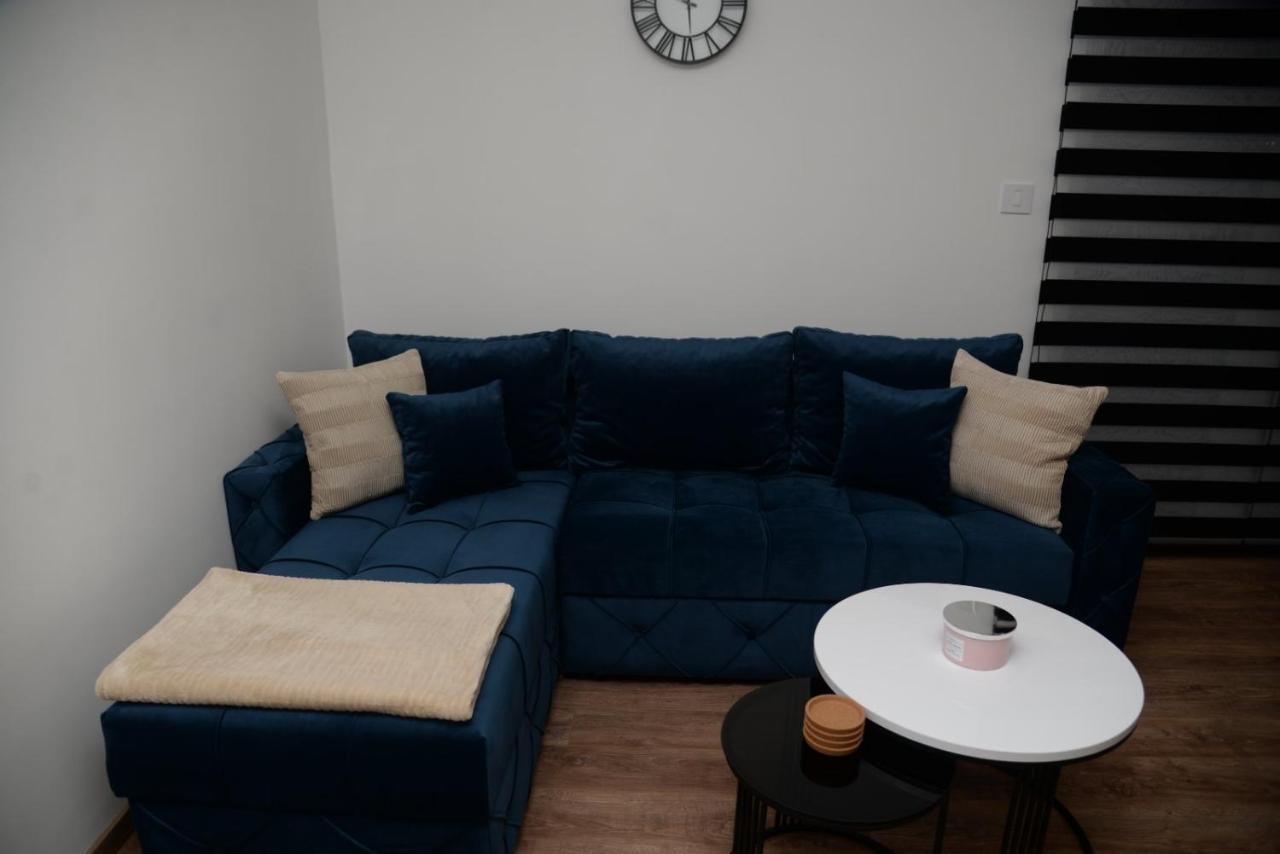 Ledine Lilien Apartment Airport מראה חיצוני תמונה